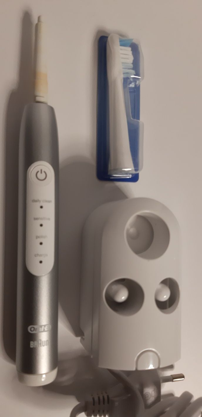 Oral-B Pulsonic Slim LuXe 4100 Szczoteczka