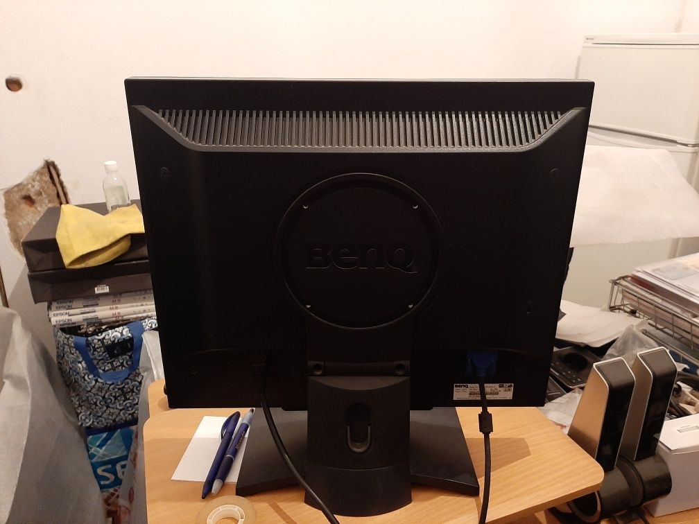 Monitor LCD Benq 19