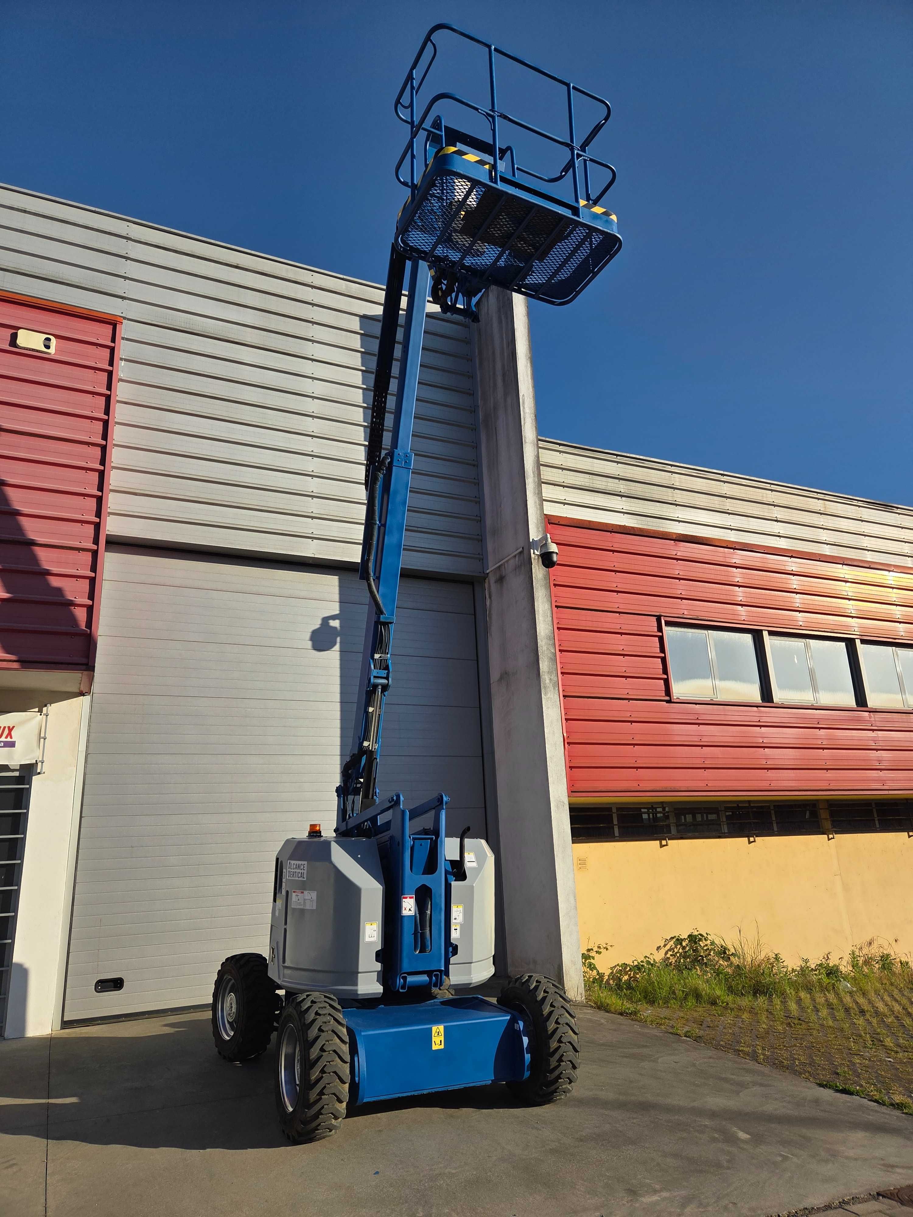 Plataforma elevatória articulada Genie Z34.22