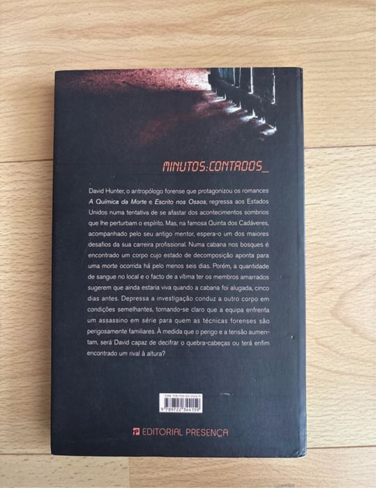 Murmúrios da morte” de Simon Beckett