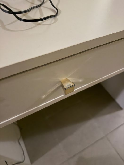 Toaletka szafka z lustrem światełka led