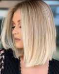 Peruka premium – Blond Bob z cieniowaniem i ciemniejszym odrostem