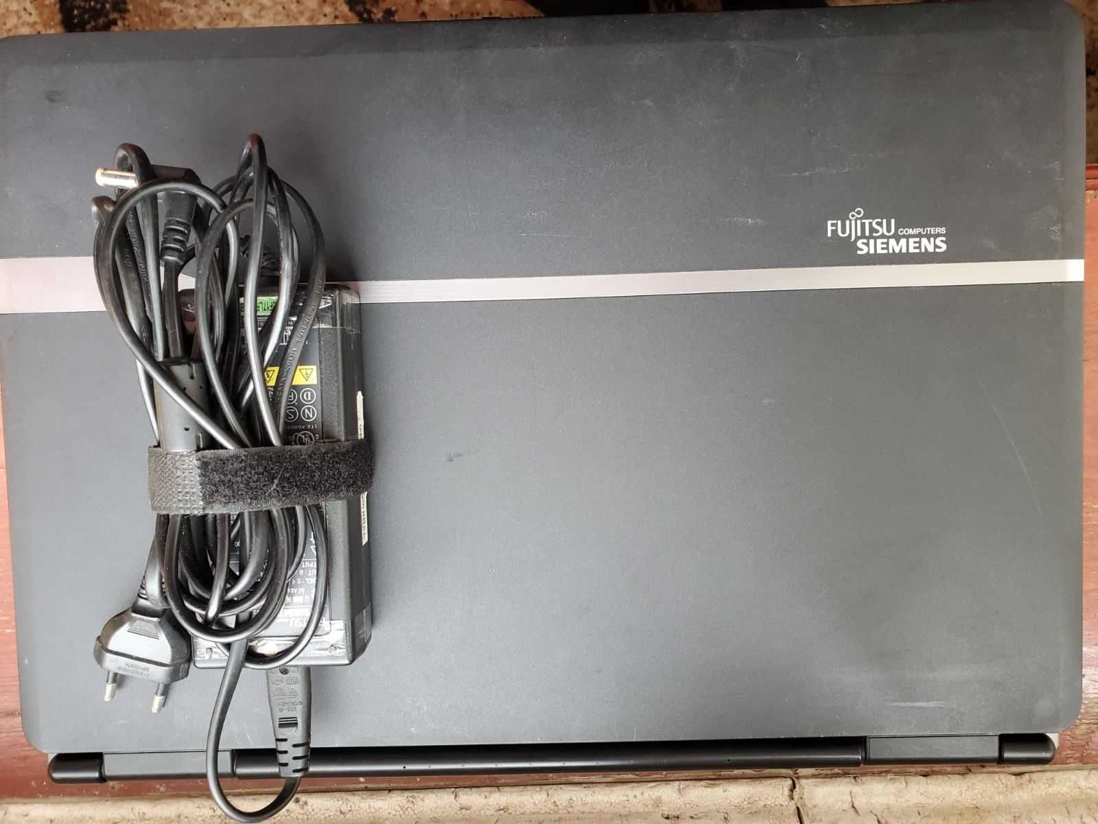 два ноутбука 17' Fujitsu Siemens AMILO Xi 2528