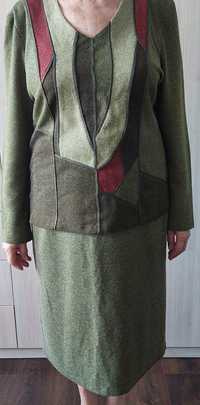 Костюм для прохладной погоды трикотажный изумрудного  юбка пиджак