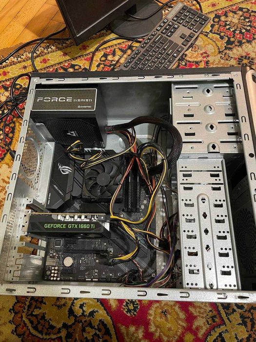 Ігровий ПК i5-10400F / GTX 1660 Ti / 16 ГБ / Монітор Acer 22″