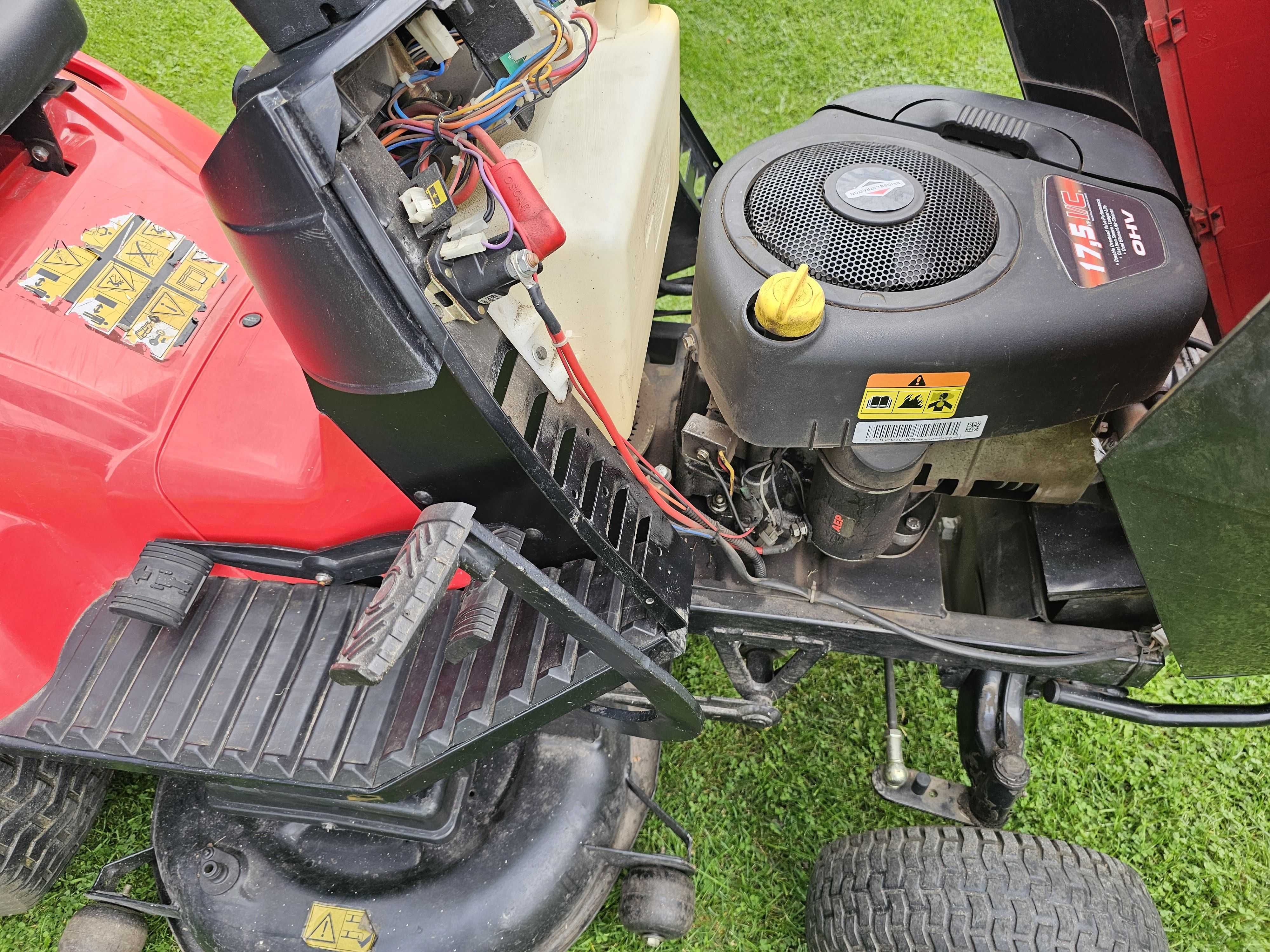Traktorek Castel Garden TwinCut TCP 102 hydro