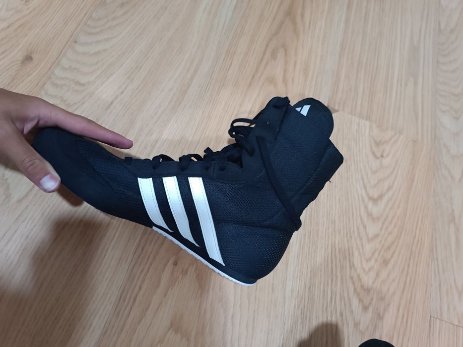 Sapatilhas de boxe Adidas Hog 2.0-Pretas