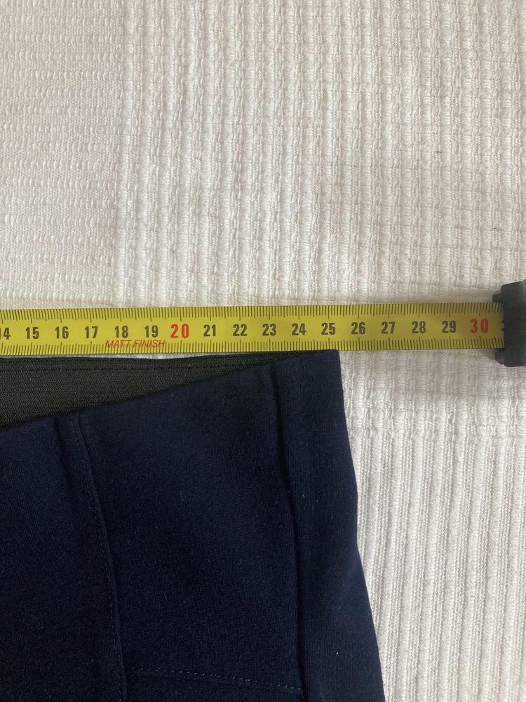Eleganckie legginsy rozmiar 122-128