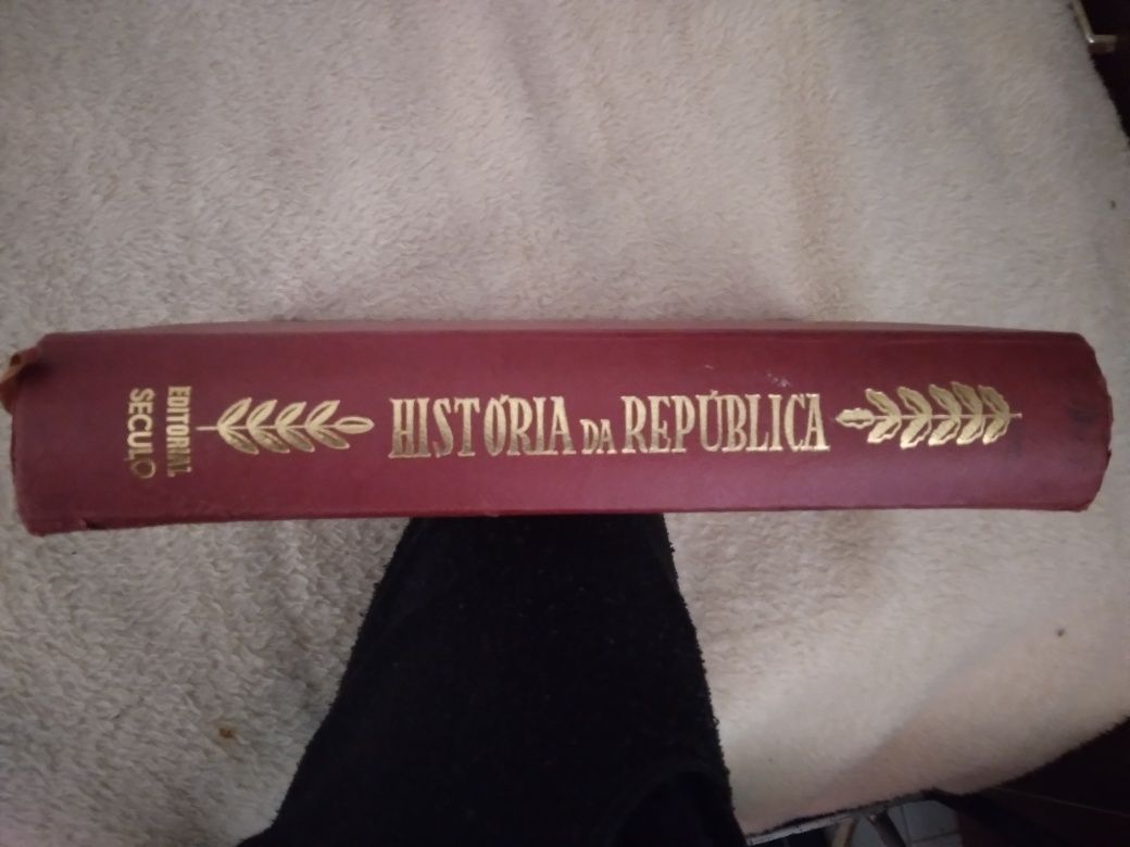 Livro História da República de Portugal