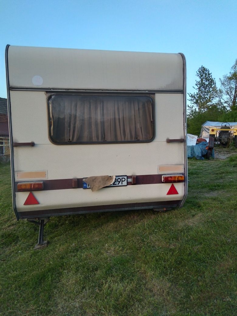 Sprzedam przyczepę kempingową burstner