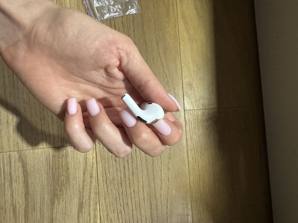 oryginalna prawa słuchawka , Airpods pro , proof of purchase