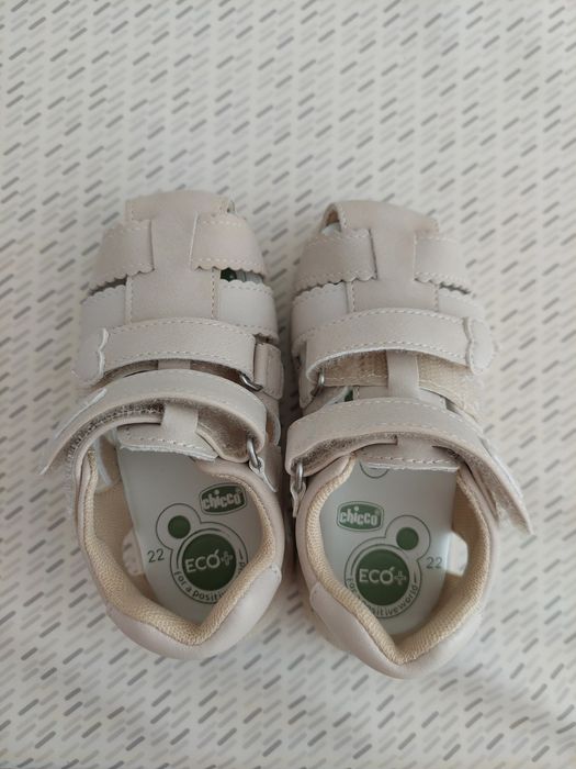 Sandálias Chicco 22