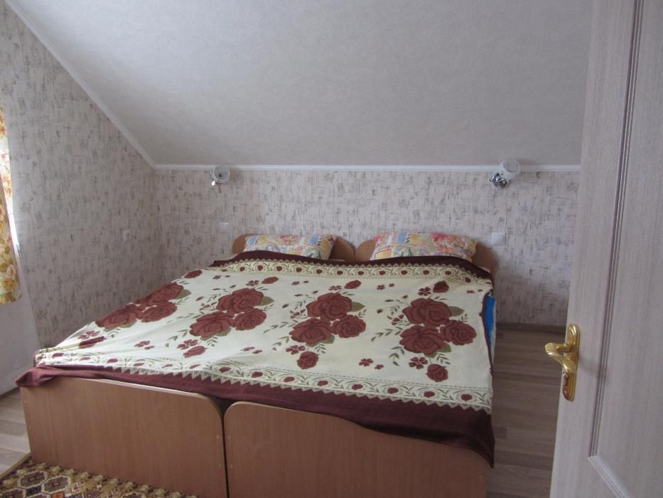 Здам будинок,кімнату  с. Поляна Закарпаття