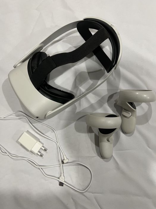 meta quest 2 256gb +strap