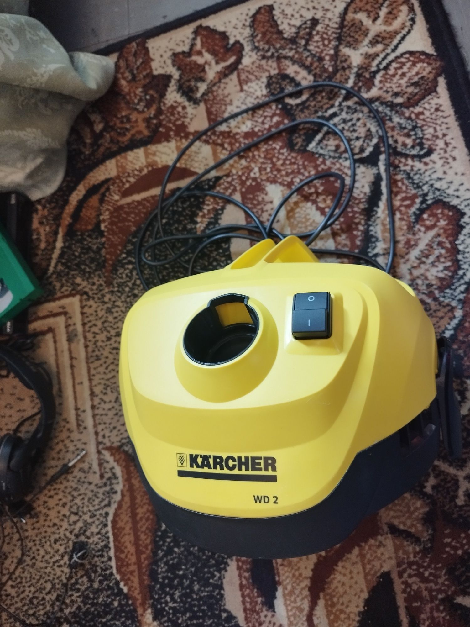 Wybrakowany odkurzacz Karcher WD2