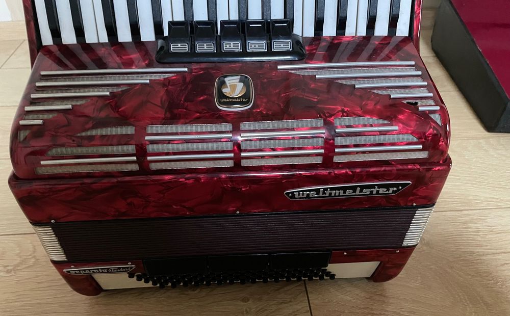 Akordeon Weltmeister Seperato Standard