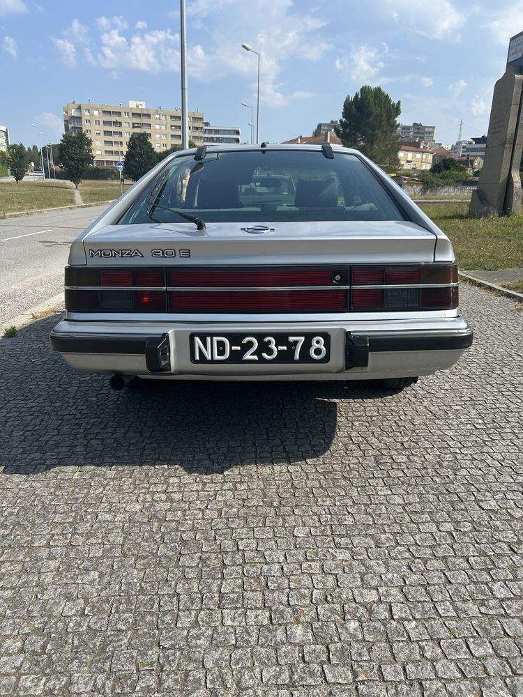 Opel Monza 3.0E 180cv