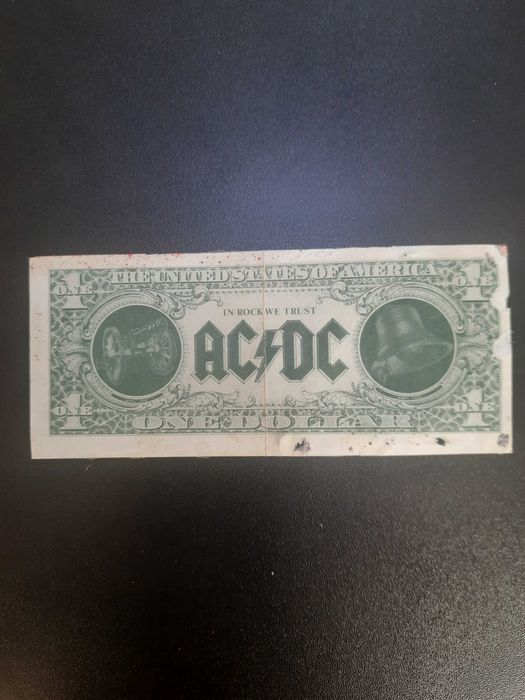 сувенір з автографом.