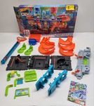 Hot Wheels City Zakręcona megamyjnia.