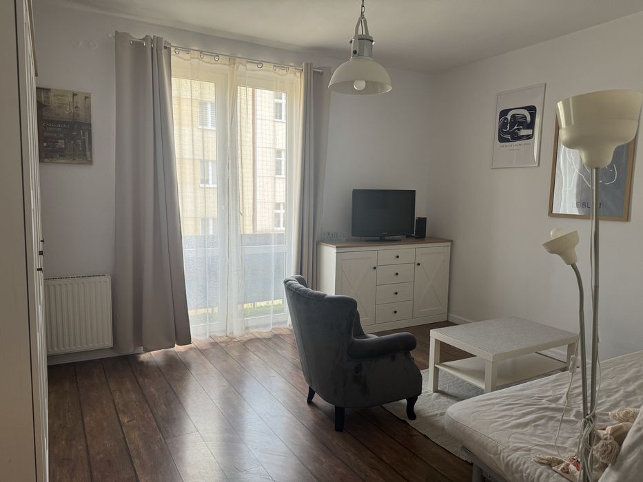 Duża kawalerka w sercu Gdyni 37m2-Skwer Kościuszki!