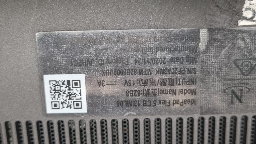 Lenovo i3 10gen 8gb ssd120gb