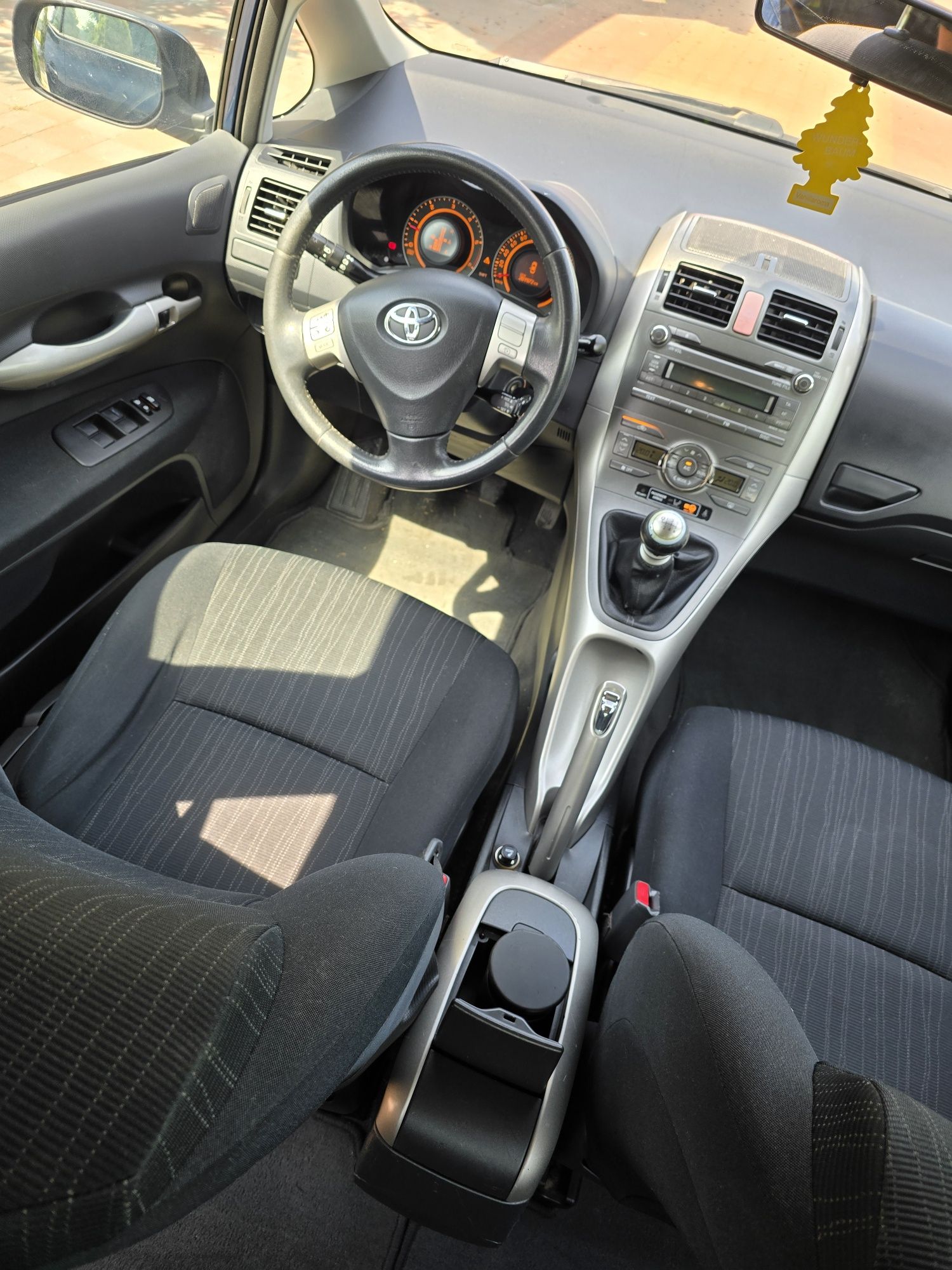 Toyota Auris 2.0 D4D 6b tempomat klimatronic ISOFIX z Niemiec