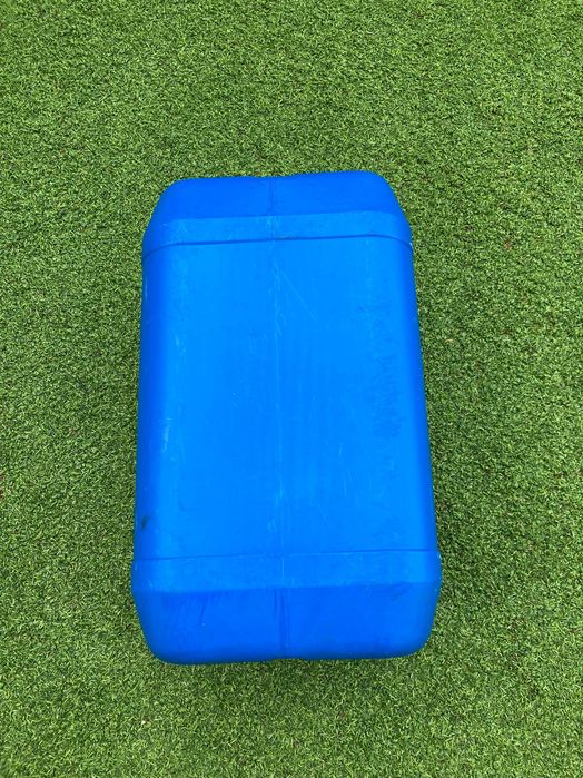 garrafões de 30L (altos)