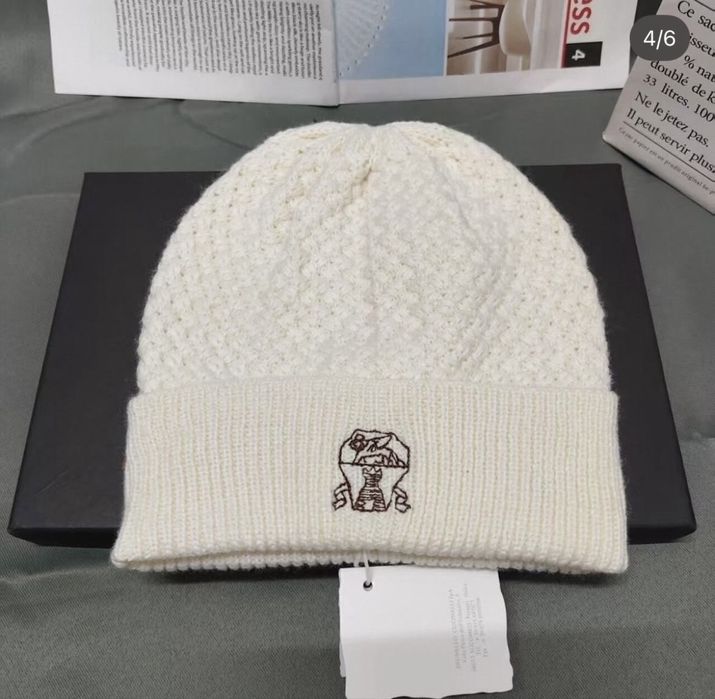 Шапка жіноча Brunello Cucinelli чорна біла нова