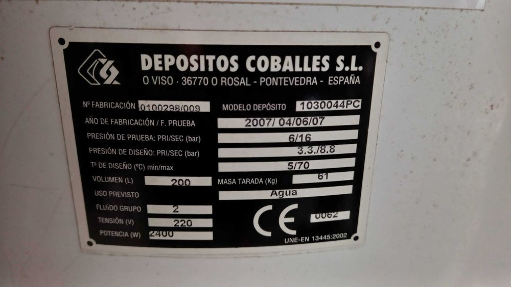 Termoacumulador 200lt em ÓTIMO estado.