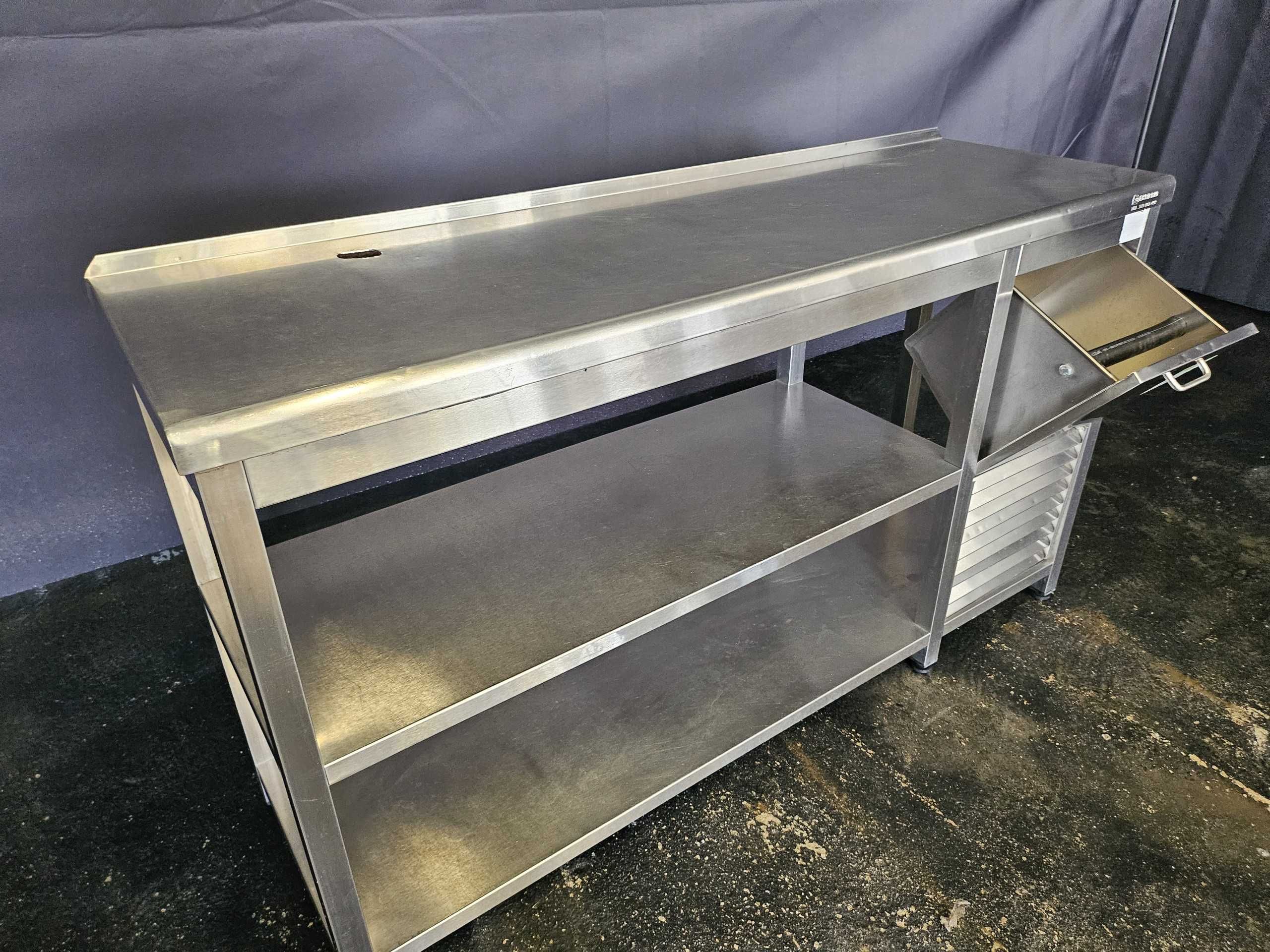 Bancada em inox para cafetaria