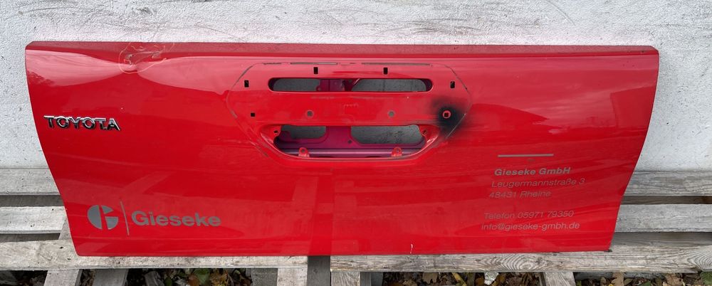 # TOYOTA HILUX VIII 2015- KLAPA TYŁ TYLNA BURTA PAKI