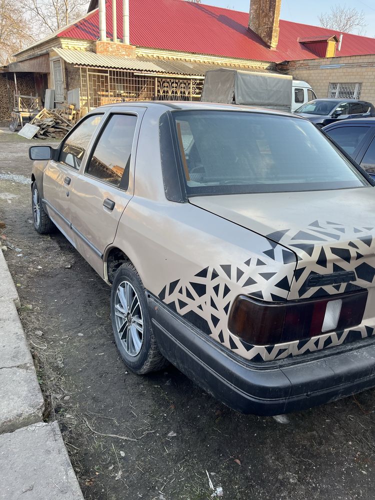 Ford Sierra 2.0