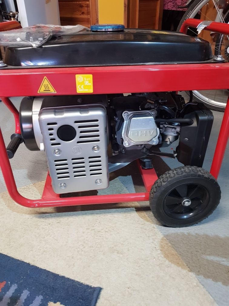 Agregat AVR 4100 jak nowy