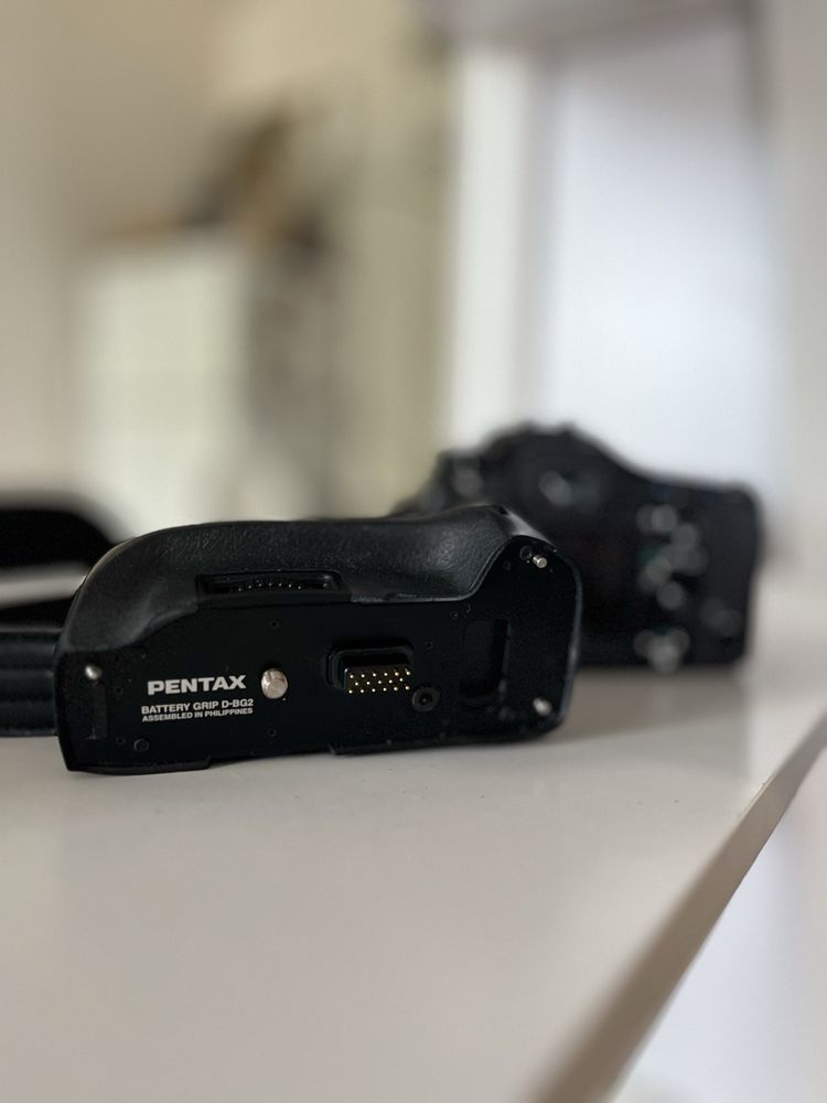 Фотоапарат Pentax K10D + батарейний блок GRIP D-BG2