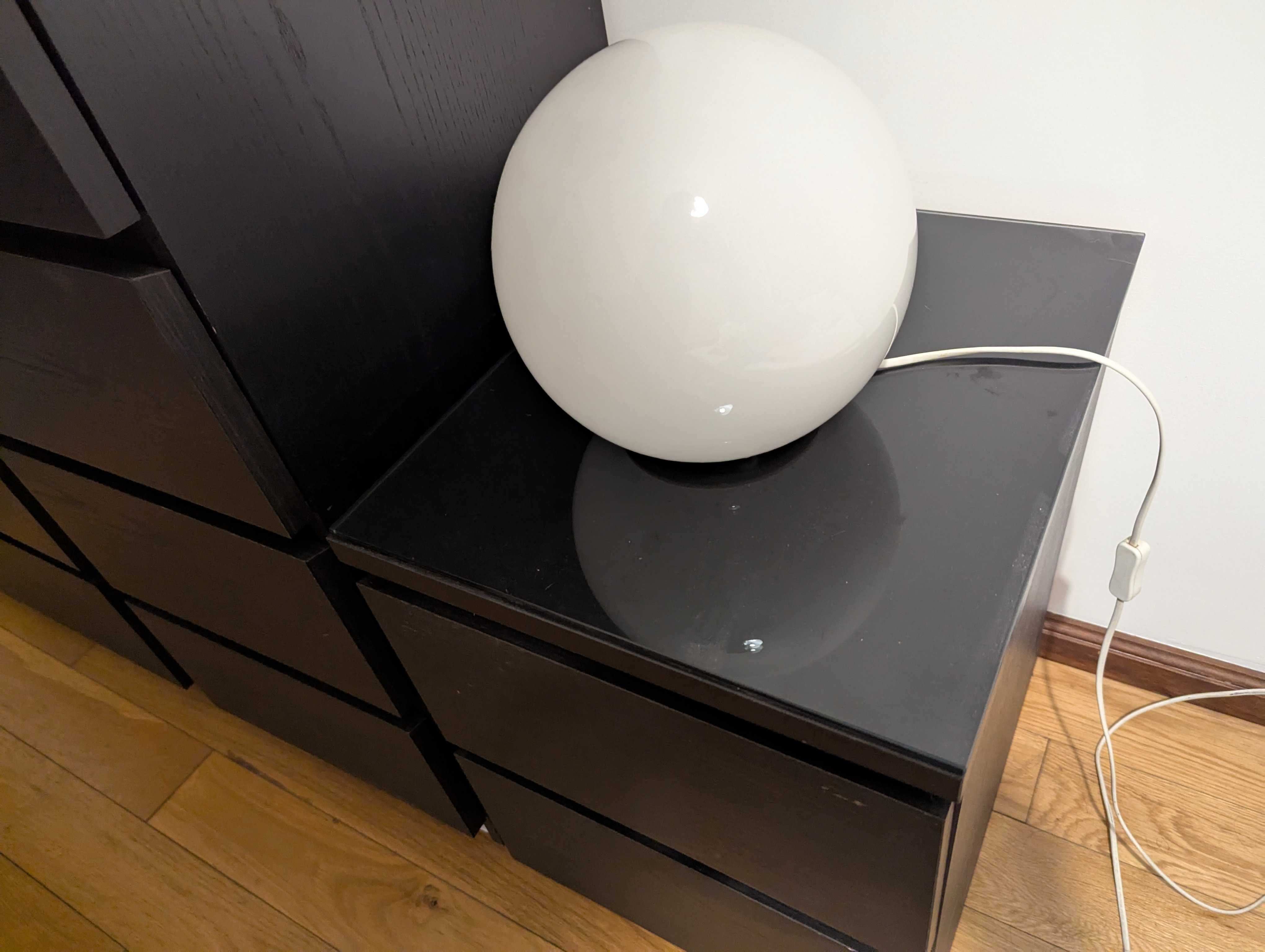Mesa de cabeceira MALM (2 disponíveis)