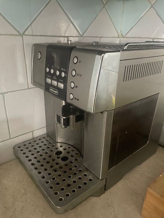 Кавомашина DeLonghi PrimaDonna ESAM 6600