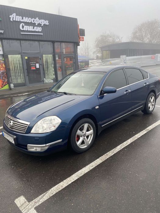 Nissan 3,5 V-6 газ бенз автомат