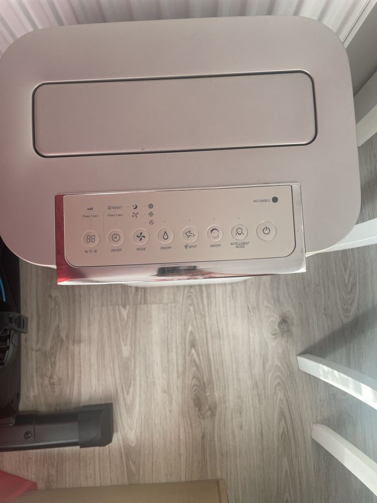 Oczyszczasz powietrza Sharp KC-G60EU-W