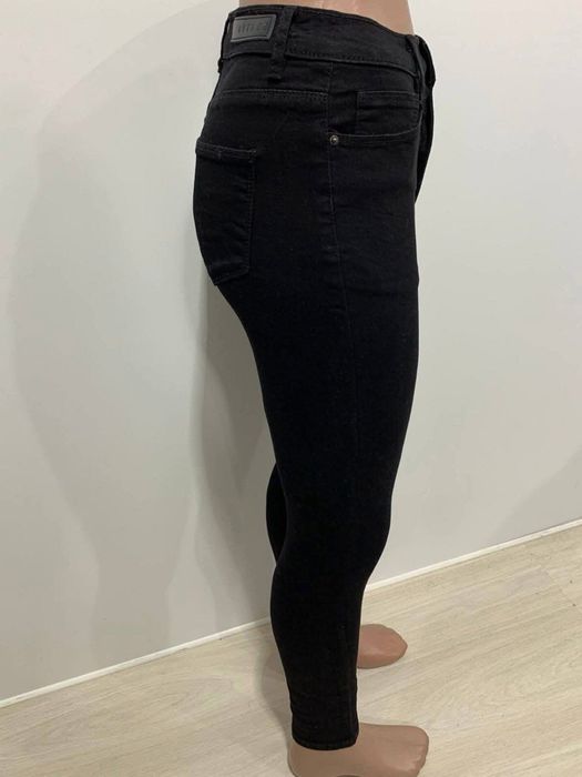 Джинси скіні жіночі