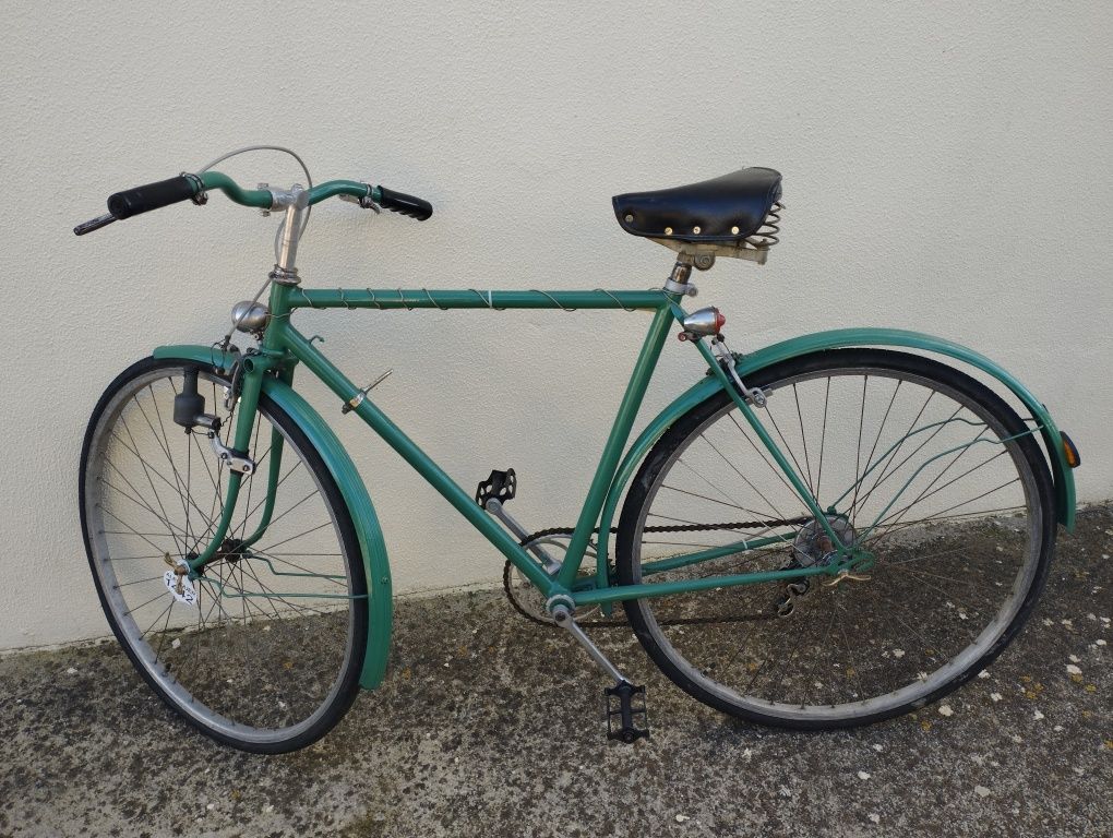 Bicicleta pasteleira vintage