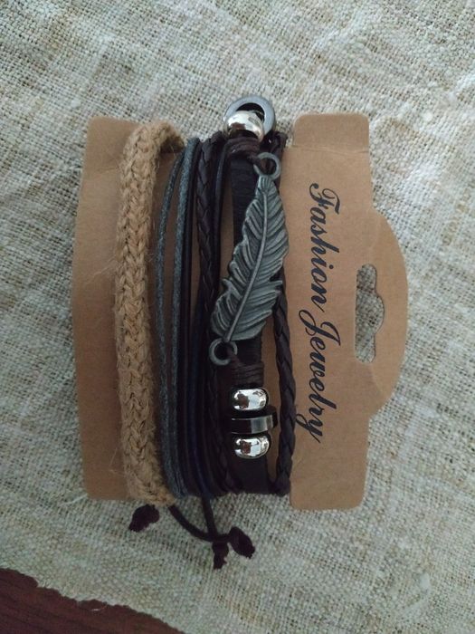 Pulseira pena unissexo nova