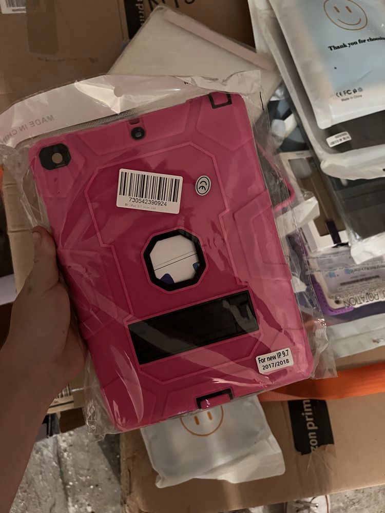 Etui do Ipad, tablety lenovo i itp