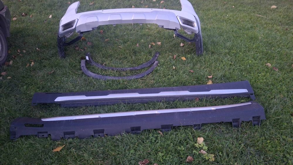 Бампер задній, пороги, арки,  BMW x5