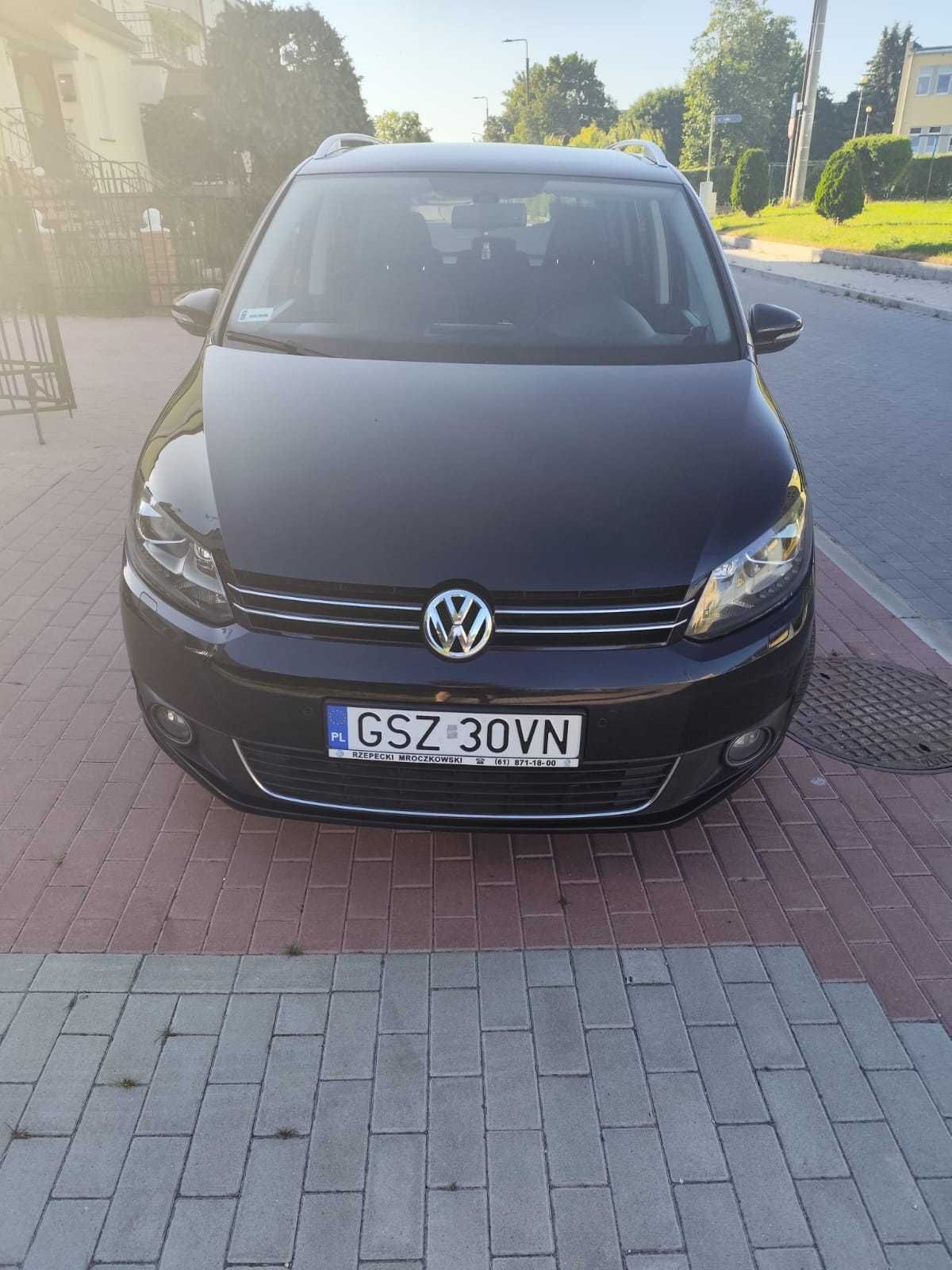 VW TOURAN 2,0 TDI Automat