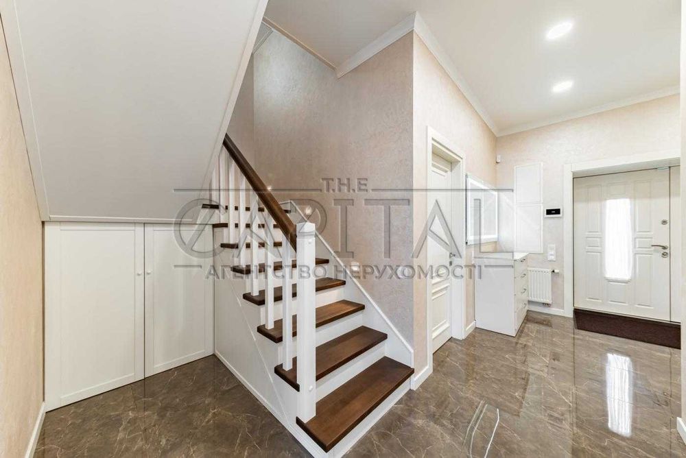 Оренда автономного сучасного таунхаусу 178м2, Жуляни, Київ