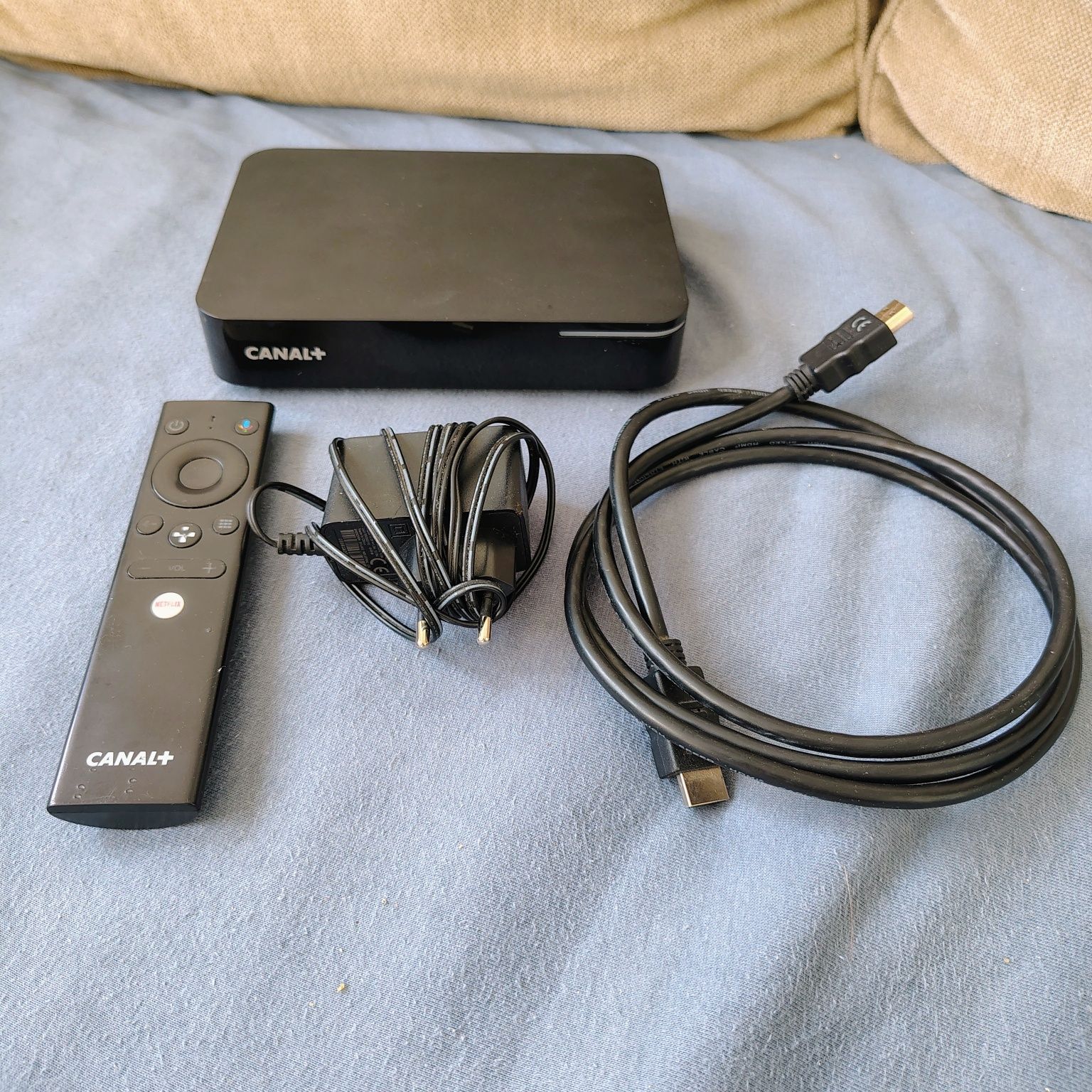 Dekoder internetowy canal Plus online DVB-T 4k box