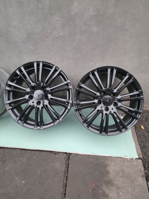 Диски R17 Mercedes W212 5x112 8J ЦО 66.6 ET48 отличное состояние