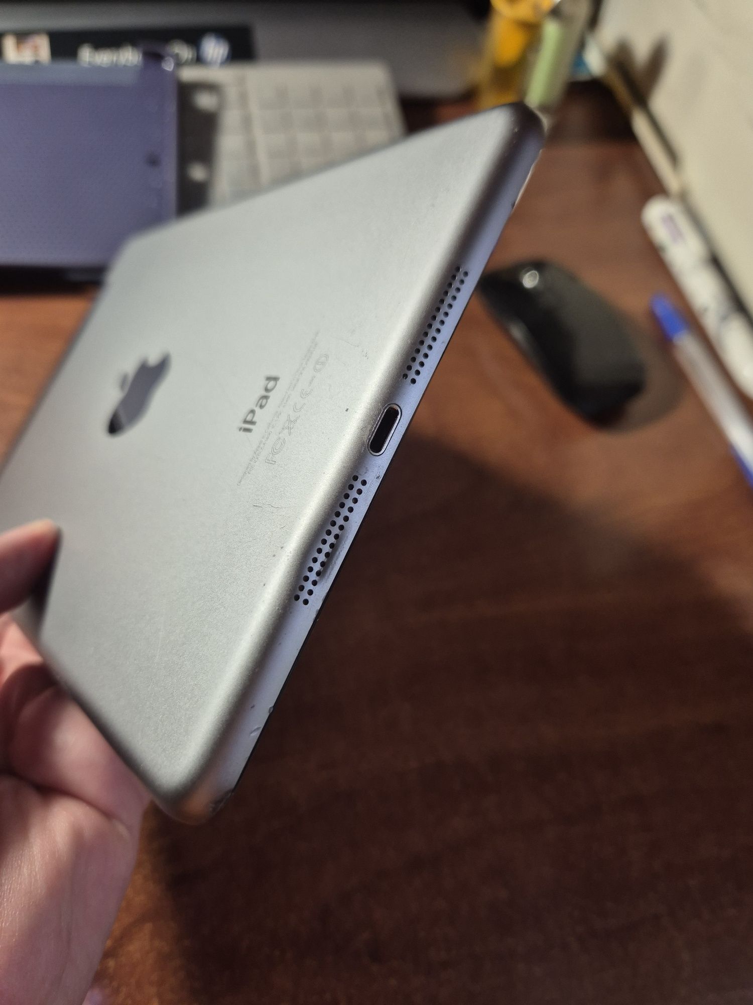 Ipad mini 2  32 гб wifi+lte