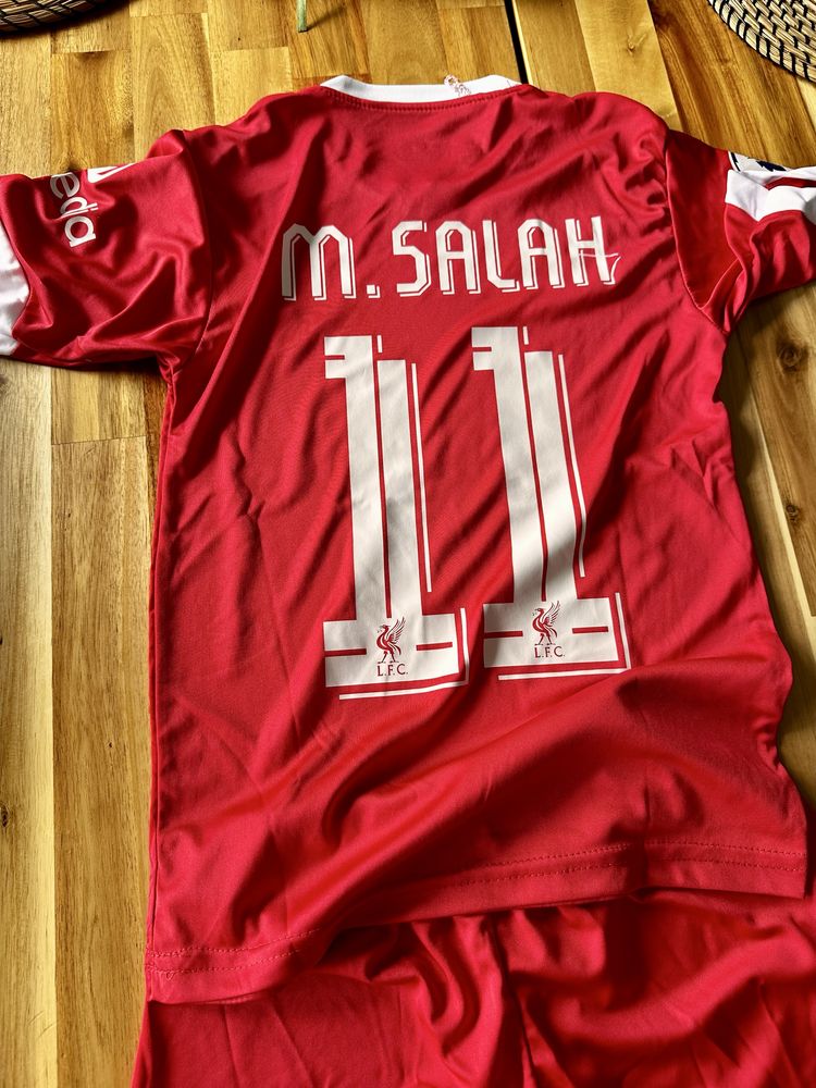 Komplet piłkarski koszulka i spodrnki Nike - nowy