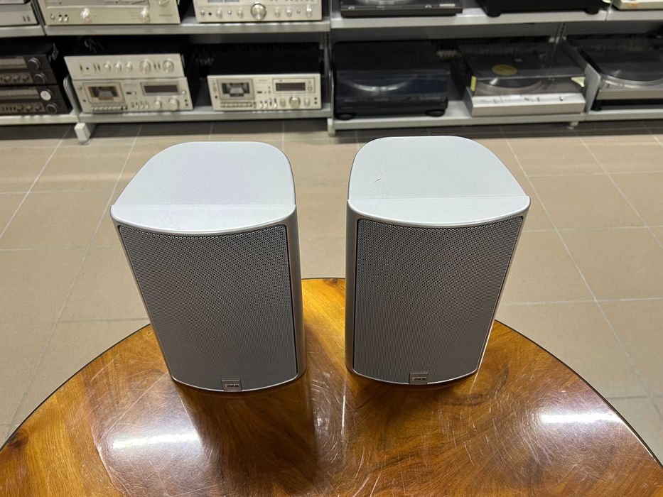 Kolumny podstawkowe Canton Plus GXL Audio Room